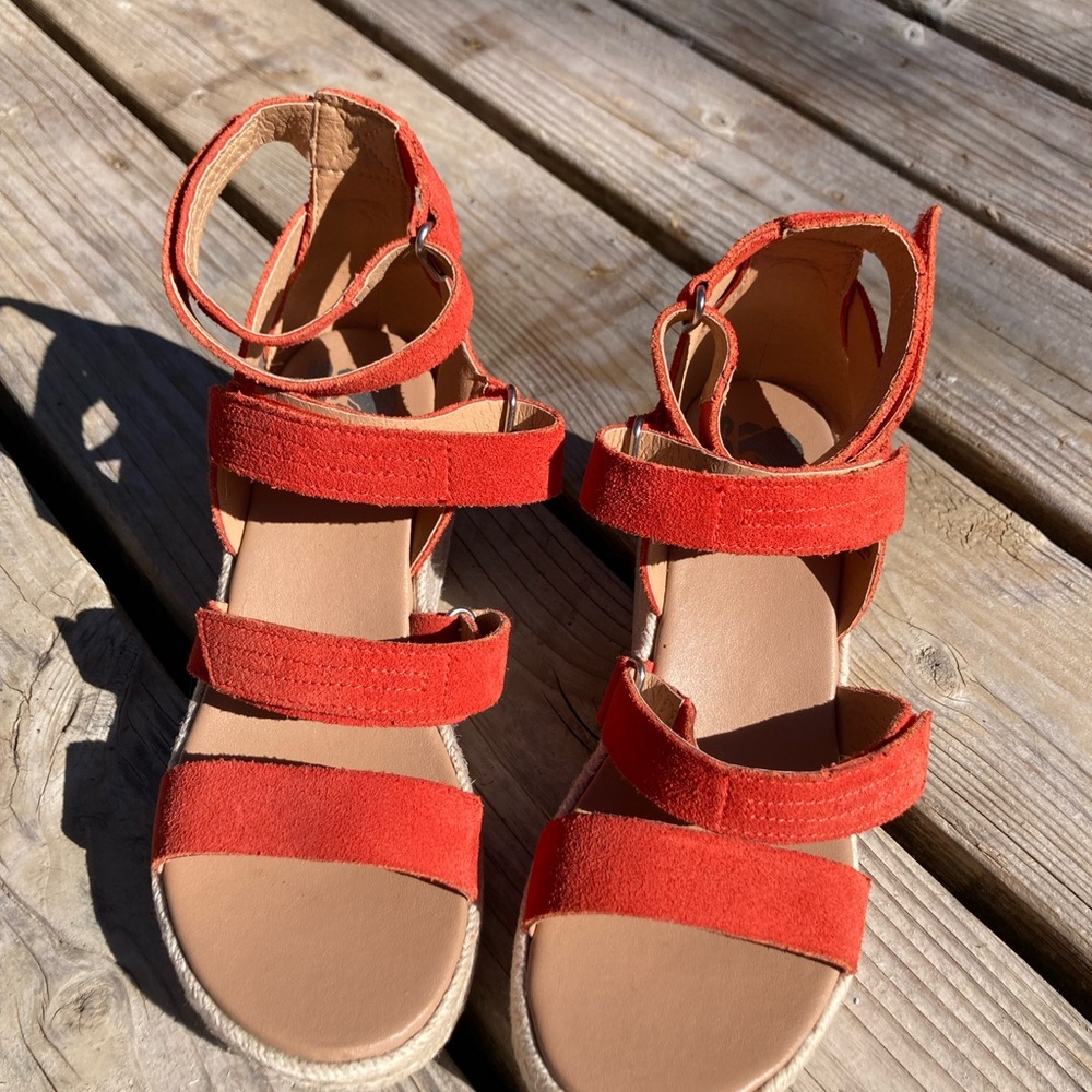 Sorel Red Suede Wedge Sandals - Picture 7 of 7
